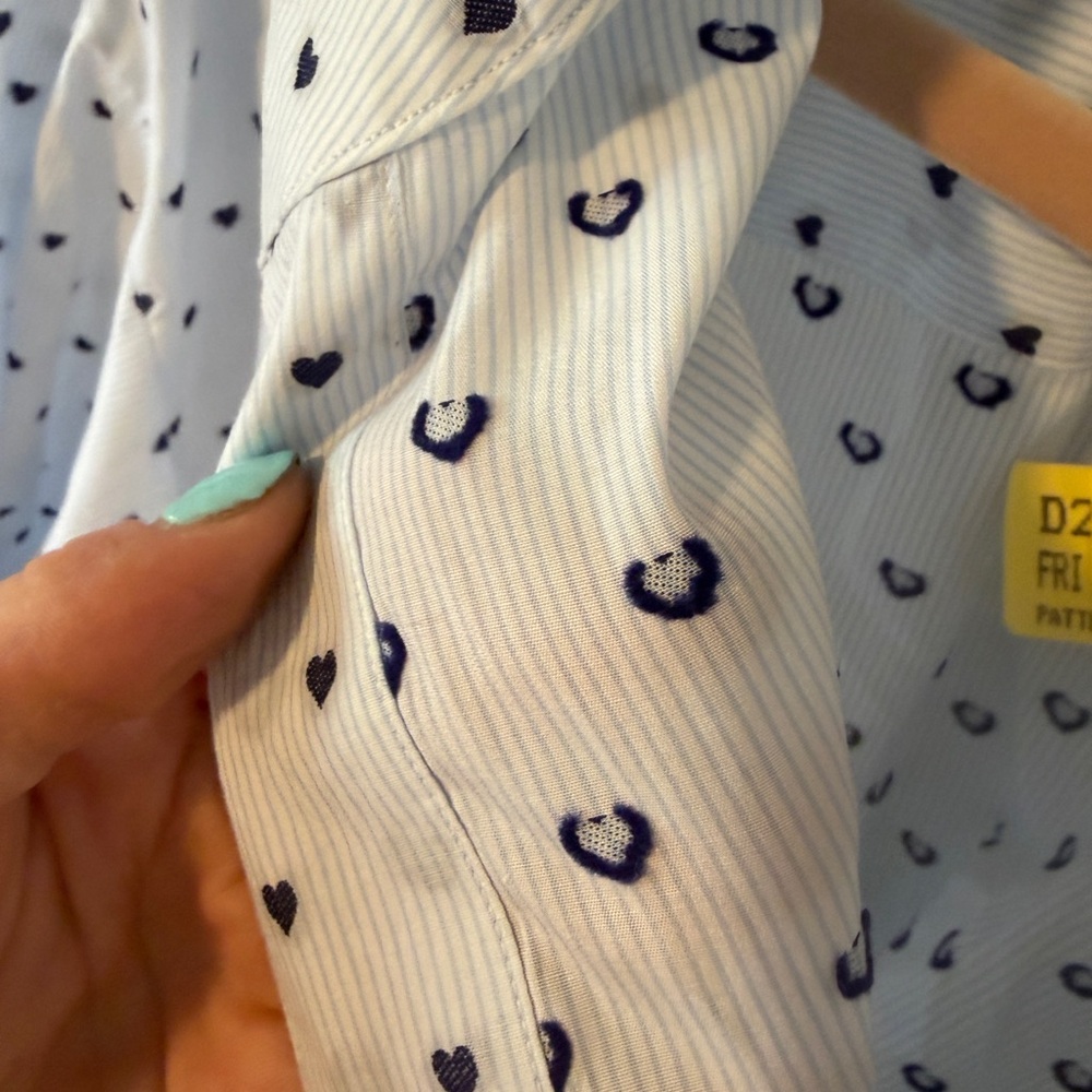 Frank & Eileen McKenzie Women’s White Shirt with Blue OS $308 button down - Picture 9 of 9